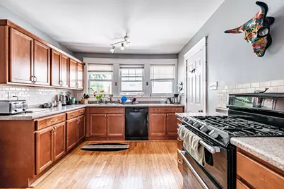 15 Longfellow Street, Portland, ME 04103 - Photo 16