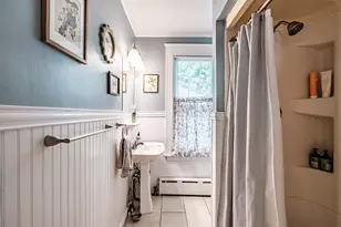 15 Longfellow St, Portland, ME 04103 - Photo 10