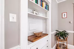 15 Longfellow St, Portland, ME 04103 - Photo 8