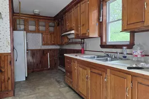 36 Military Ave, Fairfield, ME 04937 - Photo 6