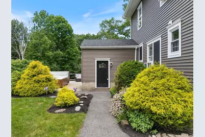 23 Queen Street, Gorham, ME 04038 - Photo 4