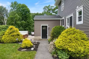 23 Queen St, Gorham, ME 04038 - Photo 4