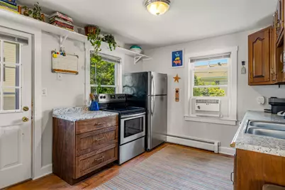 4 Halstead Street, Kittery, ME 03904 - Photo 10
