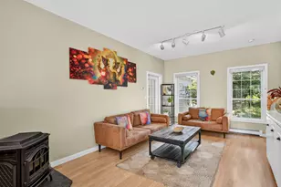 37 Constitution Ave, Hampden, ME 04444 - Photo 10