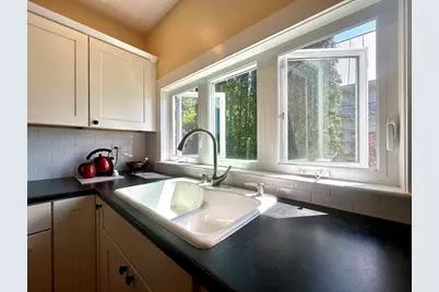 59 Washington Street, Lubec, ME 04652 - Photo 28