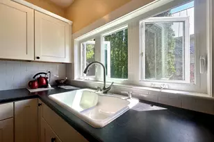 59 Washington St, Lubec, ME 04652 - Photo 28