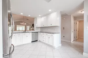 102 Fountain Way, Scarborough, ME 04074 - Photo 10