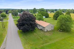 34 Kennebec Dr, Benton, ME 04901 - Photo 2