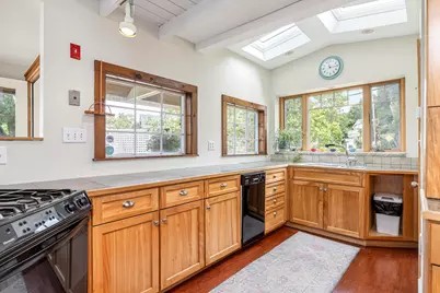 30 Pleasant Avenue, Portland, ME 04108 - Photo 26