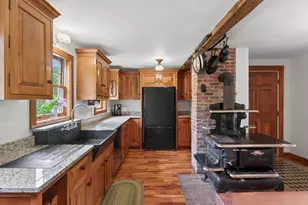 136 Frost Hill Rd, Norway, ME 04268 - Photo 8