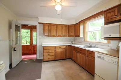 633 Prospect Avenue, Rumford, ME 04276 - Photo 8