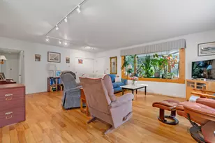 46 Intrepid St, Brunswick, ME 04011 - Photo 6