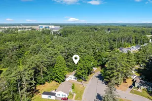 46 Intrepid St, Brunswick, ME 04011 - Photo 2