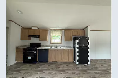 9 Michaels Way, Paris, ME 04281 - Photo 2