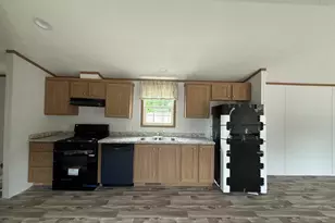 9 Michaels Way, Paris, ME 04281 - Photo 2