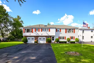 19 Free St, Biddeford, ME 04005 - Photo 4