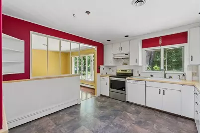 52 Robinson Gardens, Lewiston, ME 04240 - Photo 6