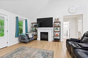 49 Lindsay Way, Sidney, ME 04330 - Photo 28