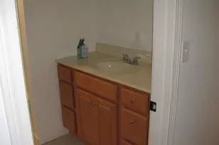 178 Number Six Road E, Oxford, ME 04270 - Photo 10