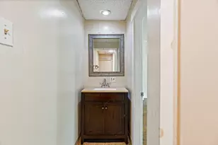 12 Weston St, Augusta, ME 04330 - Photo 14