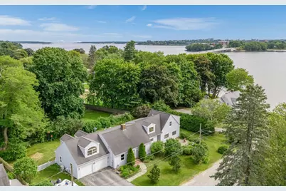14 Fern Avenue, Falmouth, ME 04105 - Photo 1