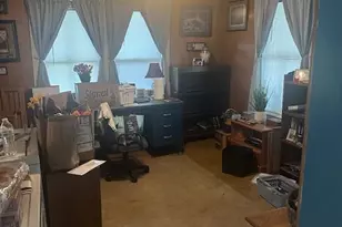 627 Prospect Ave, Rumford, ME 04276 - Photo 10
