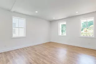 17 Magnolia Ln, Gardiner, ME 04345 - Photo 10
