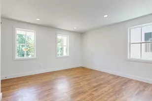 21 Magnolia Ln, Gardiner, ME 04345 - Photo 10