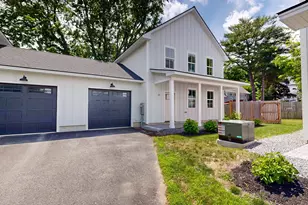 33 Magnolia Ln, Gardiner, ME 04345 - Photo 1