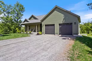 43 Rose Douglas Ln, Brunswick, ME 04011 - Photo 2
