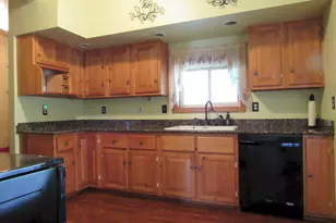 17 N Main St, Solon, ME 04979 - Photo 10