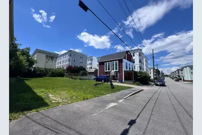 115 Shawmut Street, Lewiston, ME 04240 - Photo 4