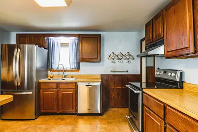 27 Warren Street, Rockland, ME 04841 - Photo 12