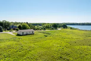484 Woodside Rd, Brunswick, ME 04011 - Photo 2