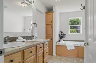484 Woodside Rd, Brunswick, ME 04011 - Photo 24