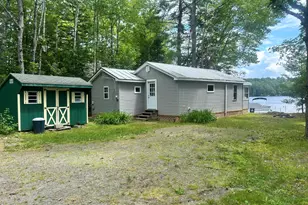 27 Sunshine Ln, Hartland, ME 04943 - Photo 1