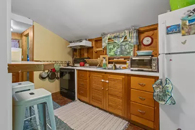 384 Pleasant Avenue, Portland, ME 04108 - Photo 8