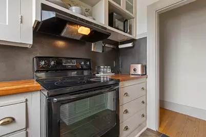 29 Deering Street #3, Portland, ME 04101 - Photo 32