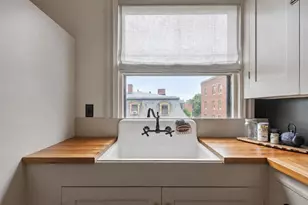 29 Deering St, Portland, ME 04101 - Photo 22