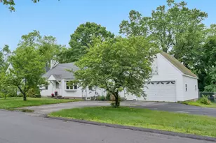 125 Boothby Ave, South Portland, ME 04106 - Photo 4