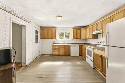 32 Clinton Street, Milo, ME 04463 - Photo 8
