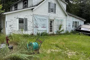 275 277 Grove St, Newport, ME 04953 - Photo 26