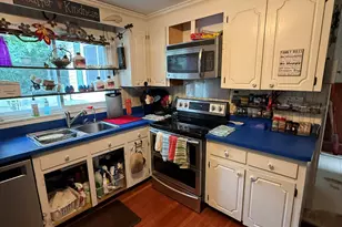 275 277 Grove St, Newport, ME 04953 - Photo 8