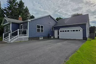 122 Dudley St, Presque Isle, ME 04769 - Photo 8