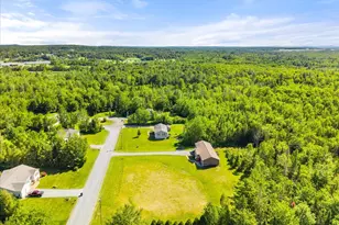 13 Carriage Ln, Hermon, ME 04401 - Photo 42