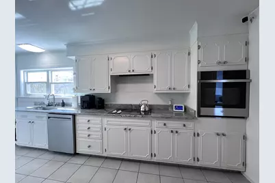 66 Howard Street, Bangor, ME 04401 - Photo 32