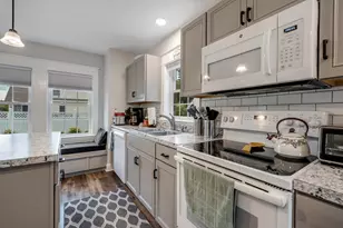 109 Bradman St, Auburn, ME 04210 - Photo 8