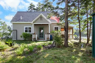 99 Huckleberry Point Dr, Deer Isle, ME 04627 - Photo 4