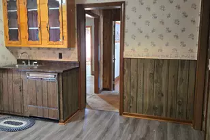 36 Cottage St, Bangor, ME 04401 - Photo 10