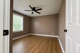 30 Meadow Brook Dr, Belgrade, ME 04917 - Photo 12